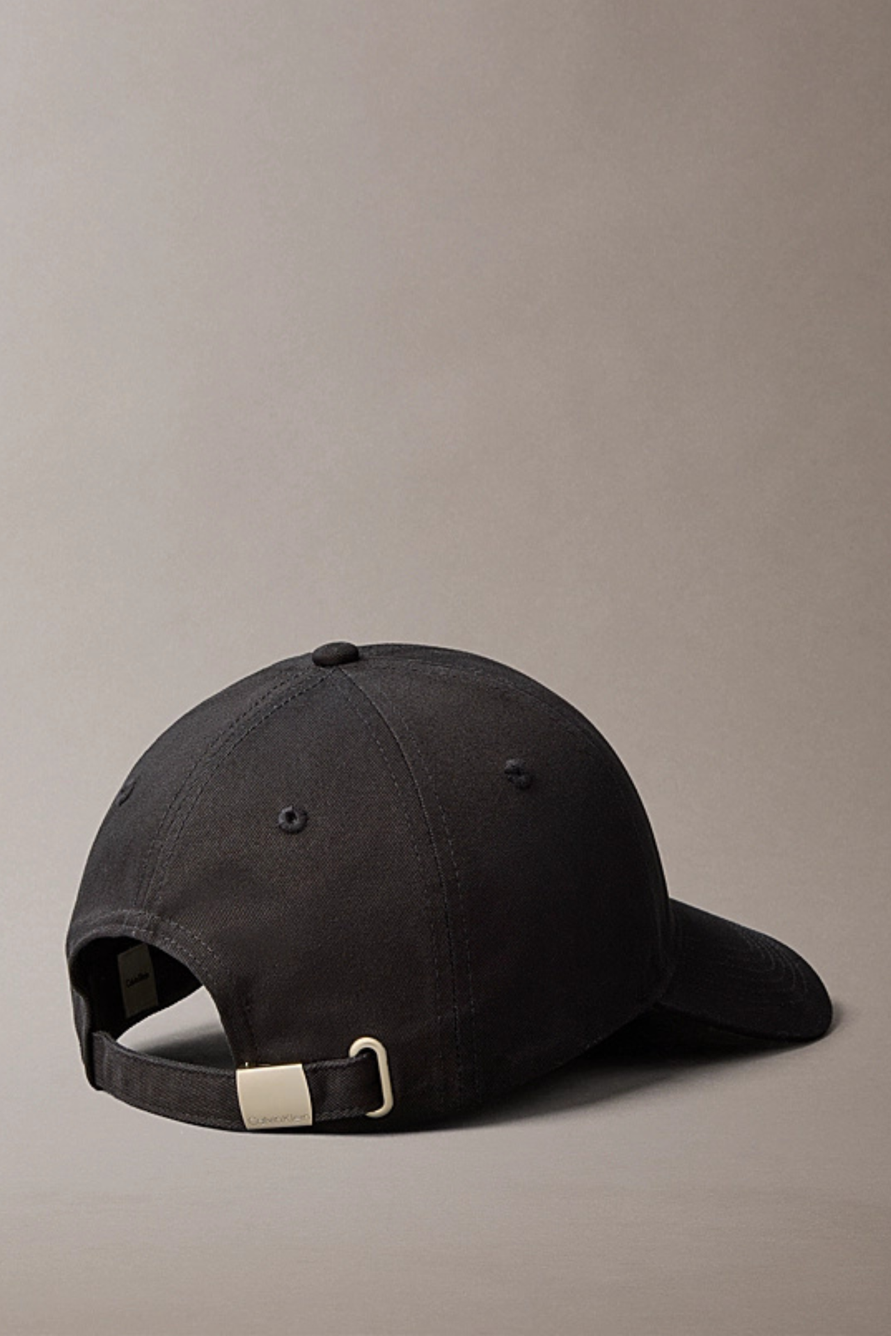 Chapéu Preto Calvin Klein SS26 Calvin Klein