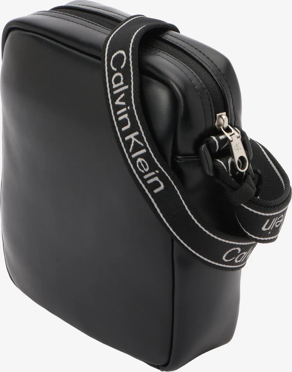 Bolsa de Tiracolo Calvin Klein Preta Calvin Klein