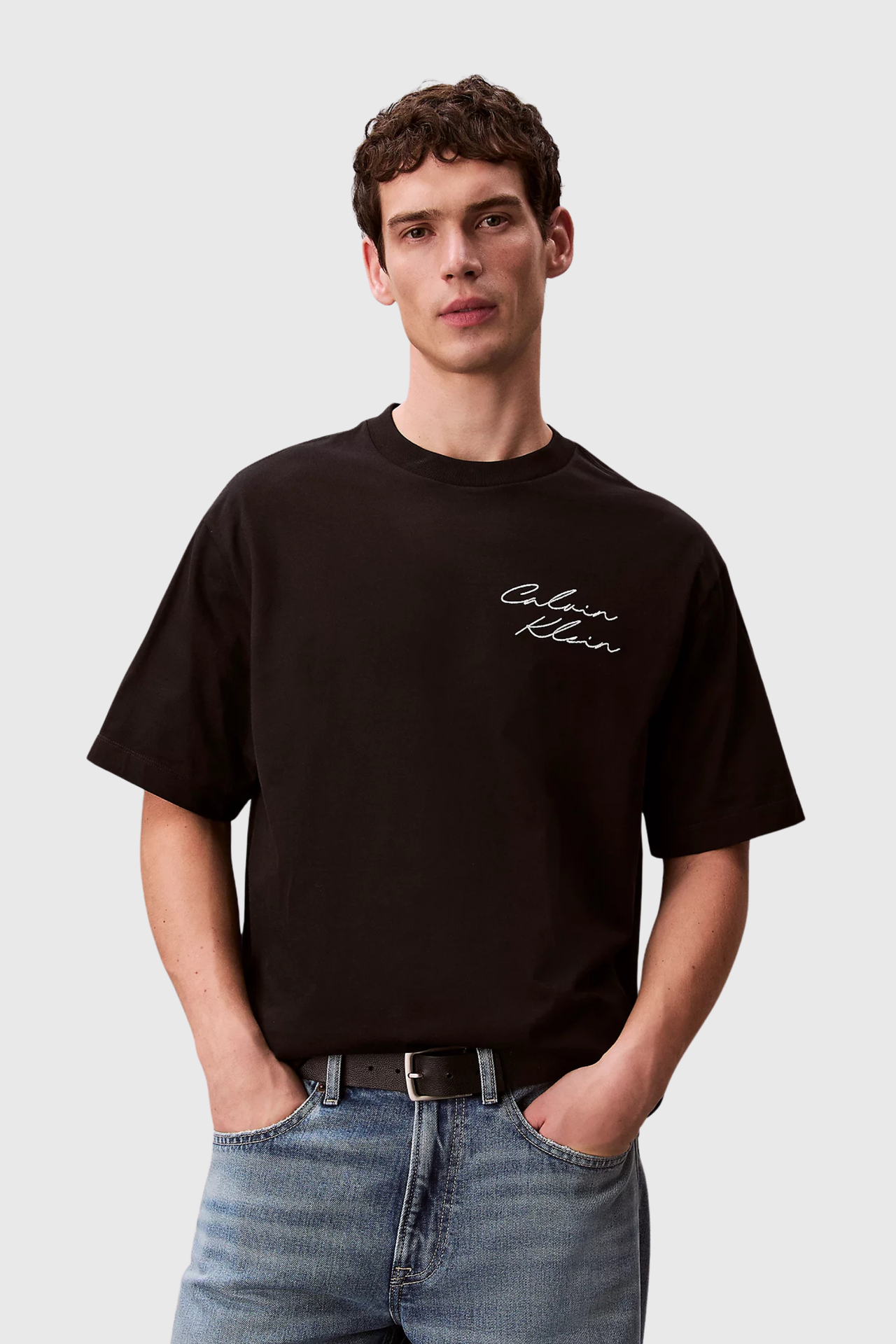 T-shirt Preta Script Logo Calvin Klein