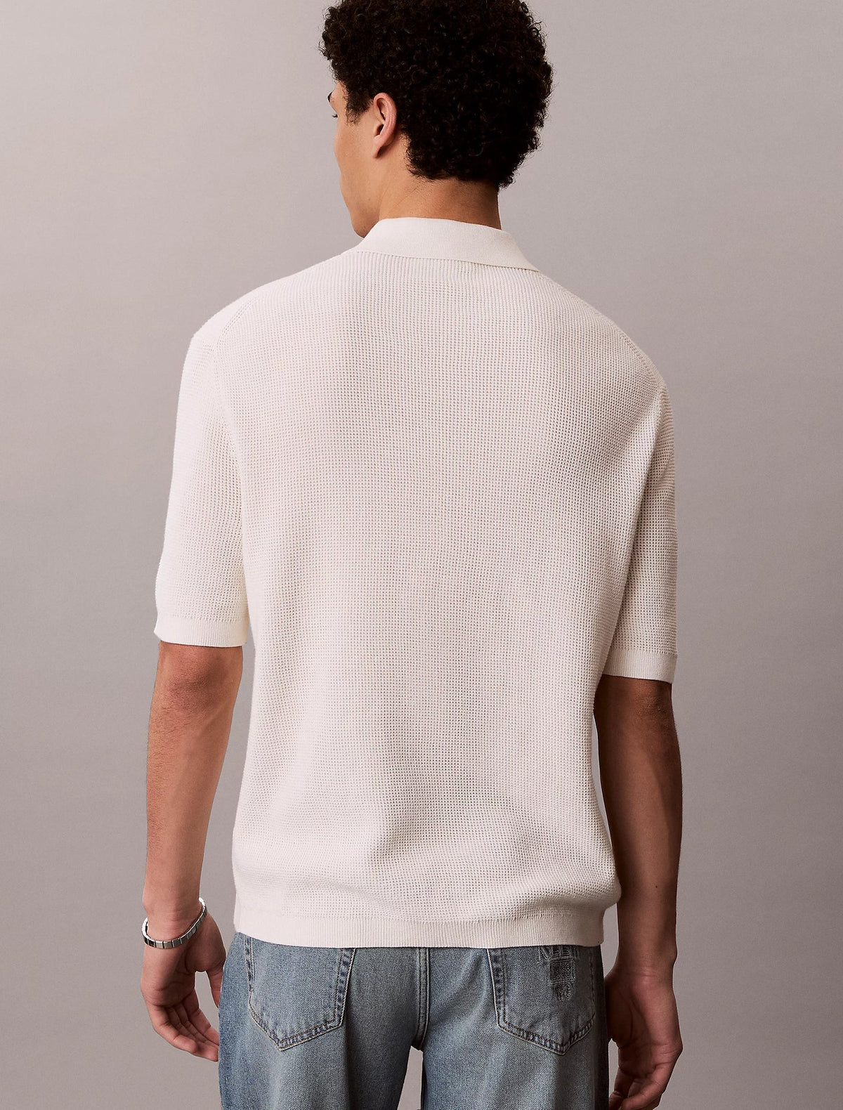 Polo Creme Malha Waffle Calvin Klein
