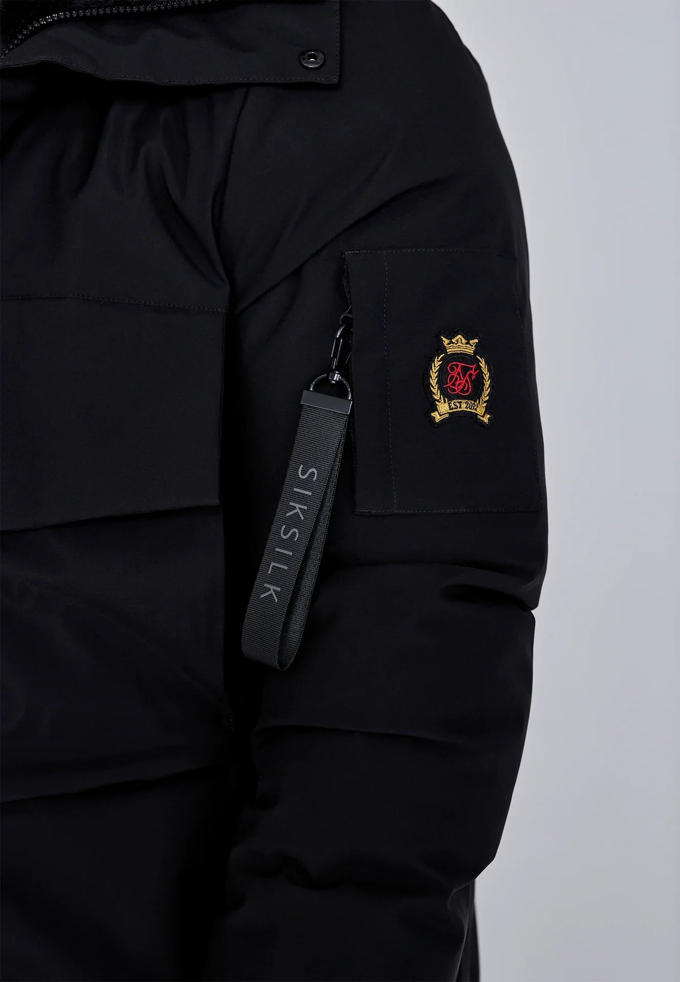 Casaco de Capuz Preto SikSilk