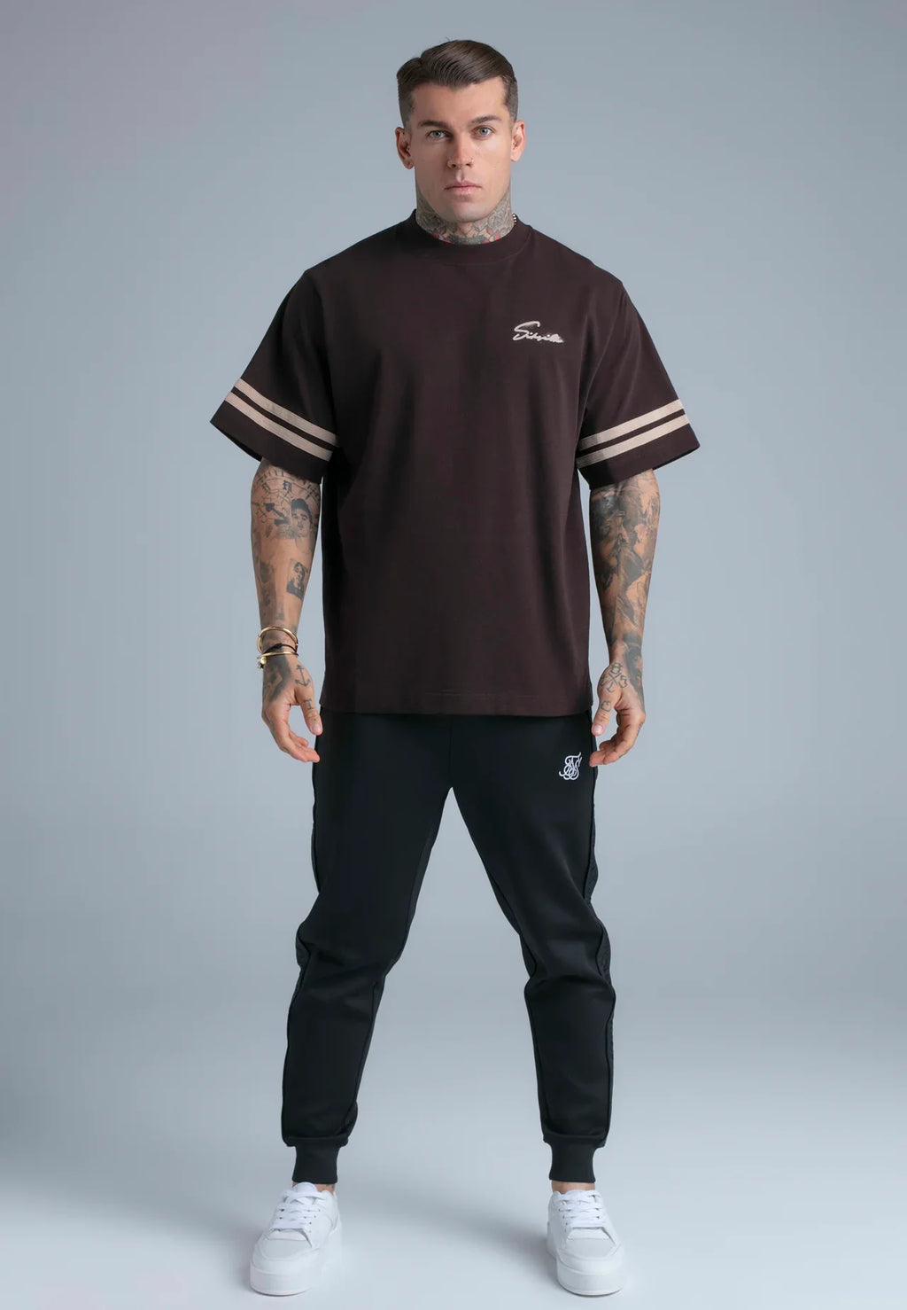 T-shirt Castanha SikSilk SS26