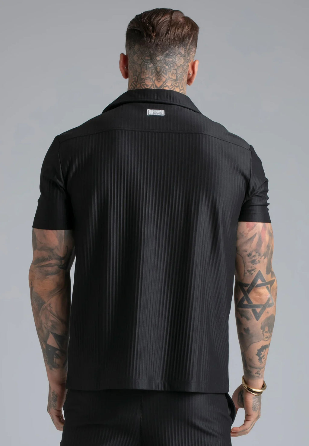 Camisa Preta SikSilk SS26