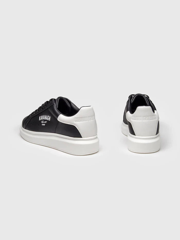 Sapatilha Preta Gianni Kavanagh SS26
