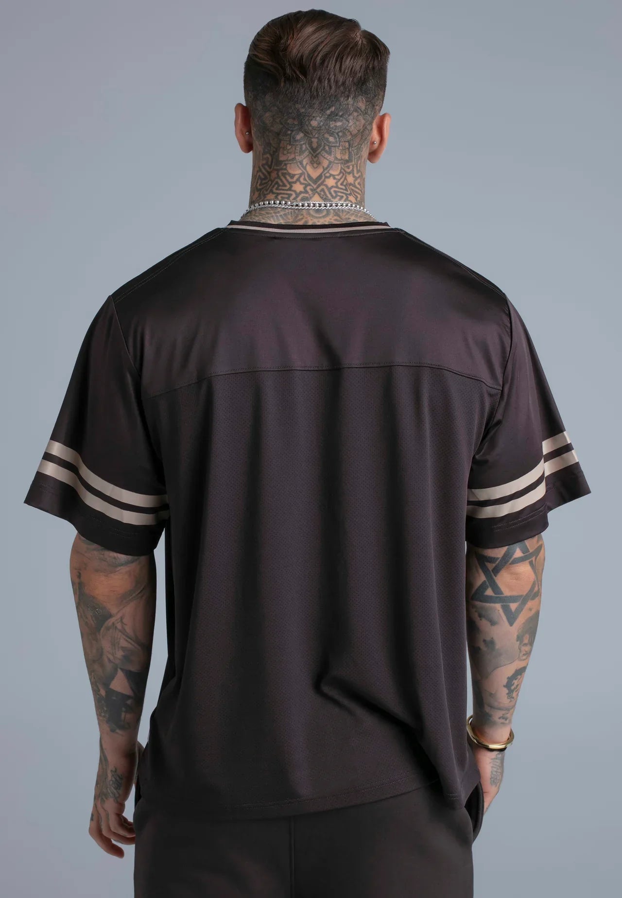 T-shirt Castanha SikSilk SS26