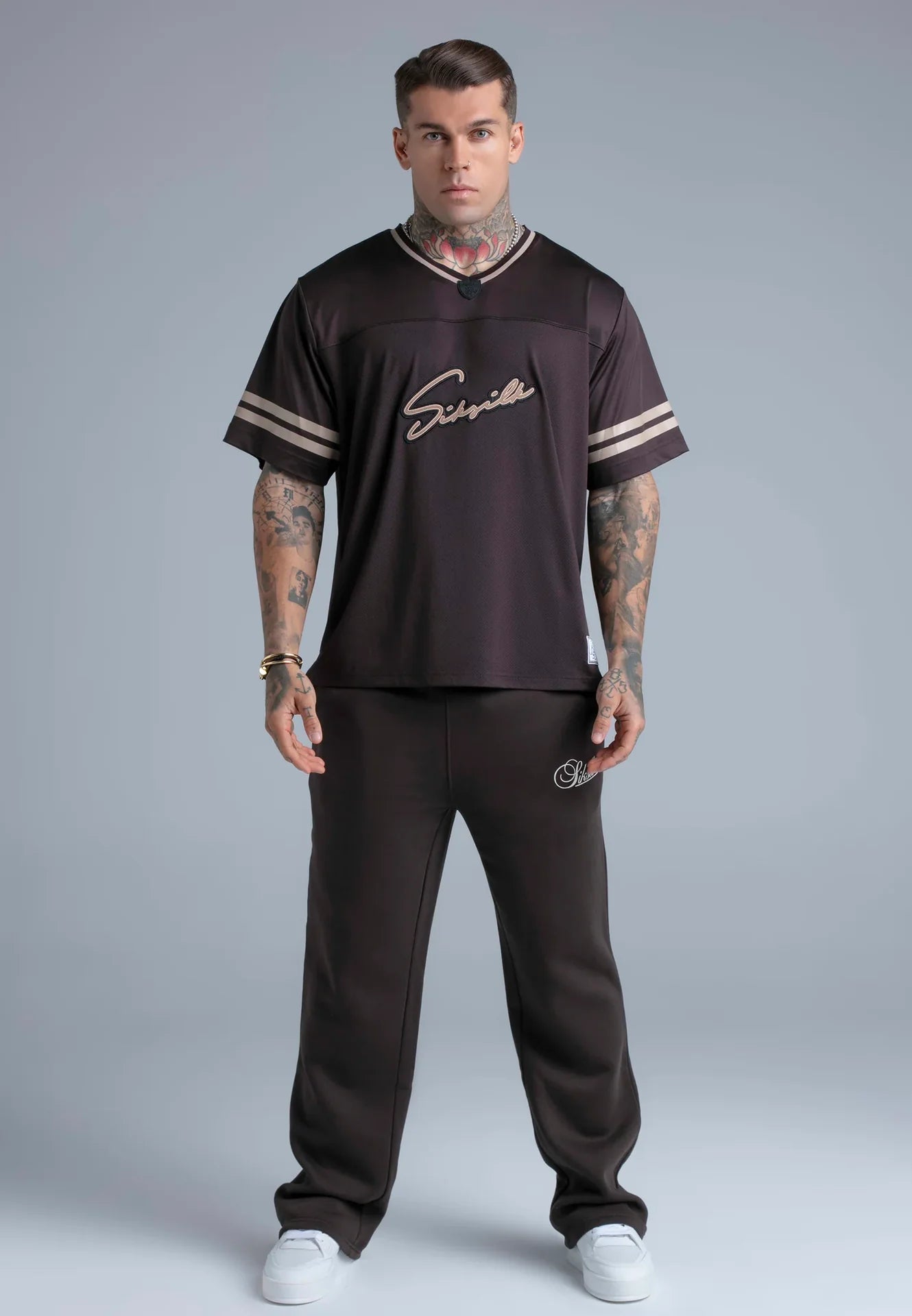 T-shirt Castanha SikSilk SS26