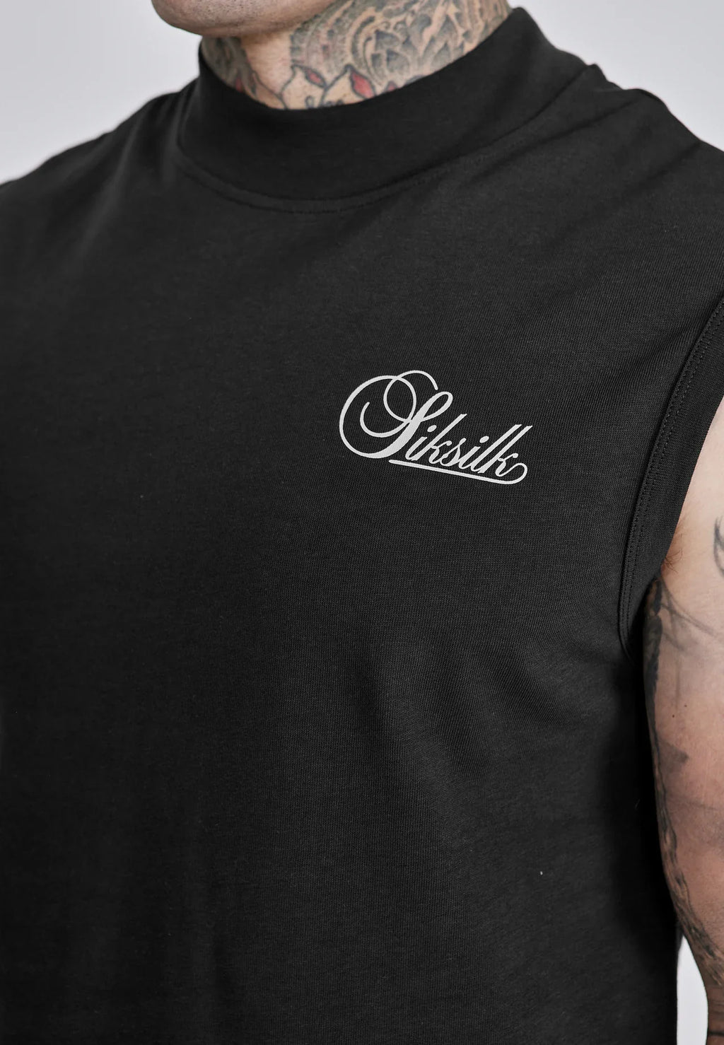 T-shirt Manga Cava Preta SikSilk SS26