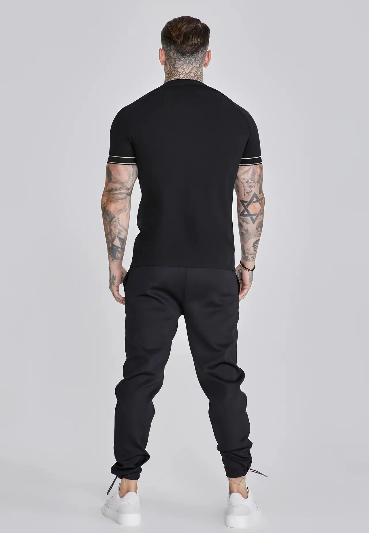 T-shirt Preta SikSilk SS26