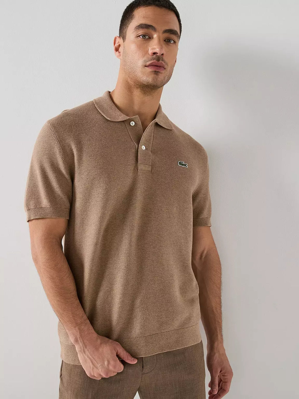 Polo Malha Castanho