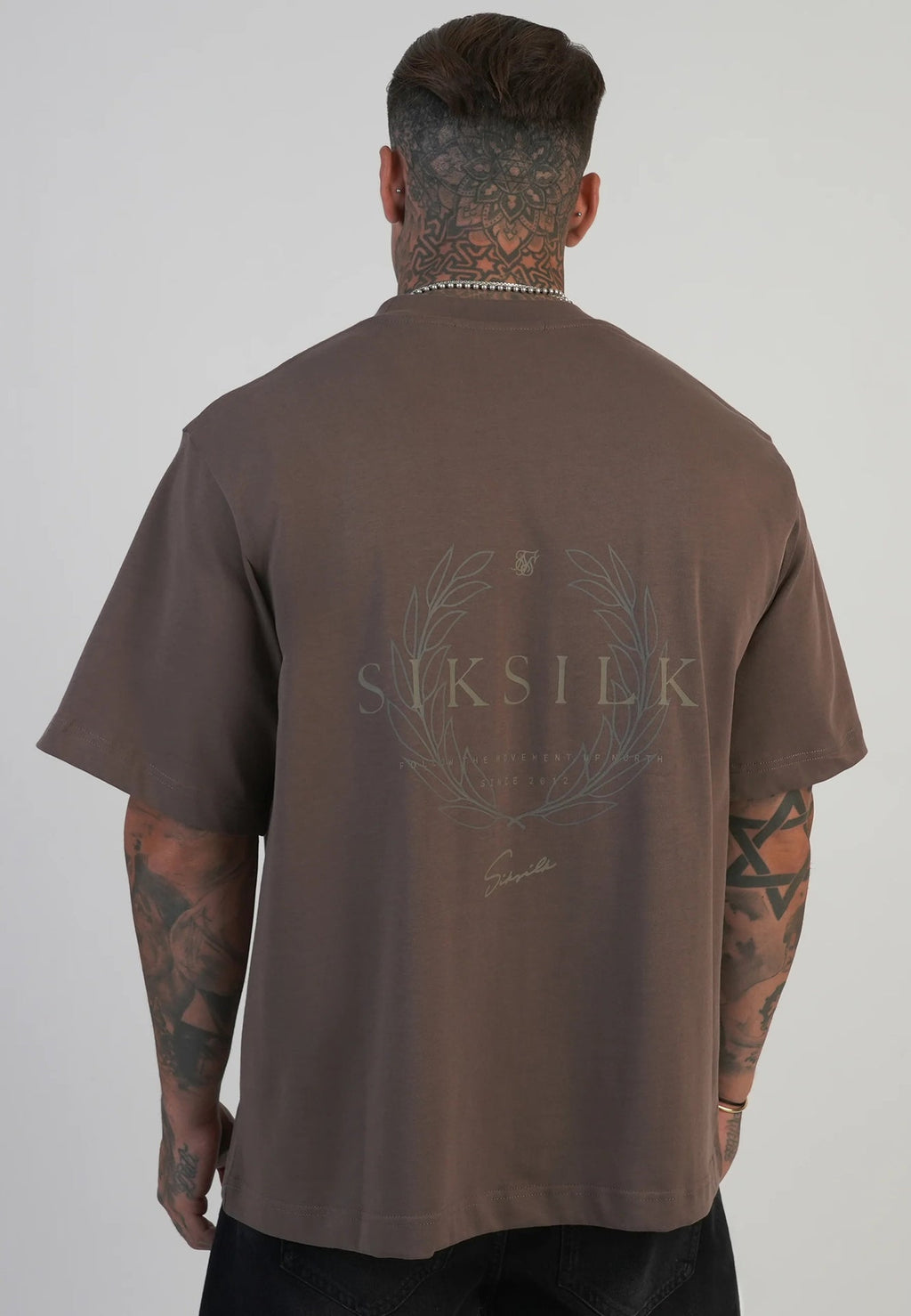 T-shirt castanha SikSilk