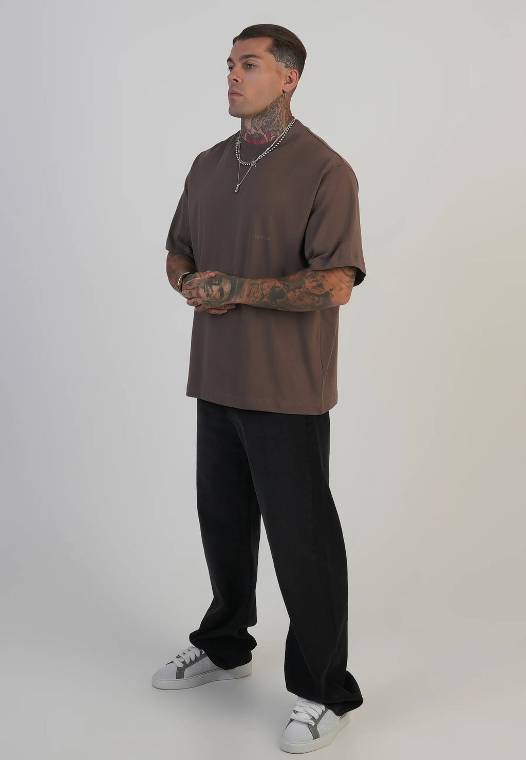 T-shirt castanha SikSilk