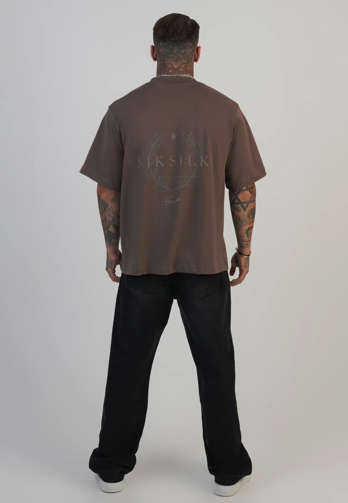 T-shirt castanha SikSilk